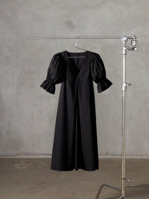 Open image in slideshow, Deep V Full Sleeve Midi Dress | Black
